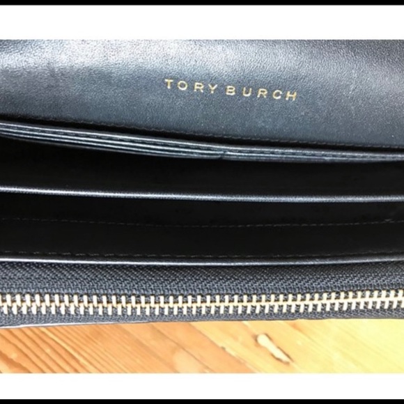 Tory Burch Wallet - Picture 6 of 6
